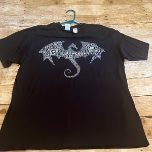 Dungeons & Dragons T-shirt men’s XL black.
